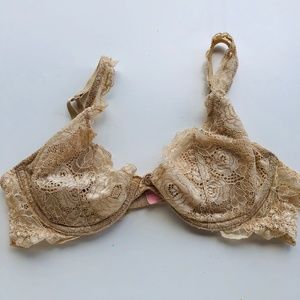 Victoria's Secret Nude Sheer Lace Underwire Bra